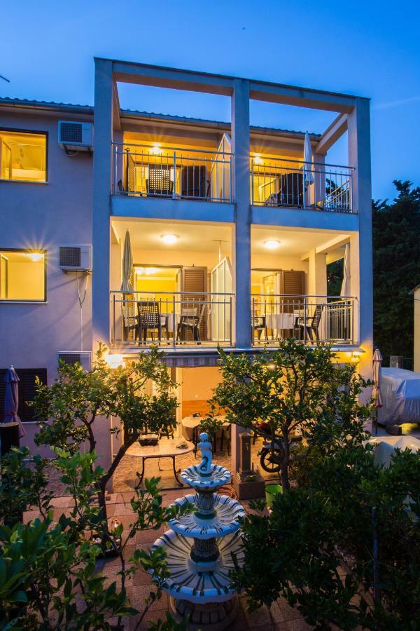 Apartment Smuljic Vrboska Luaran gambar