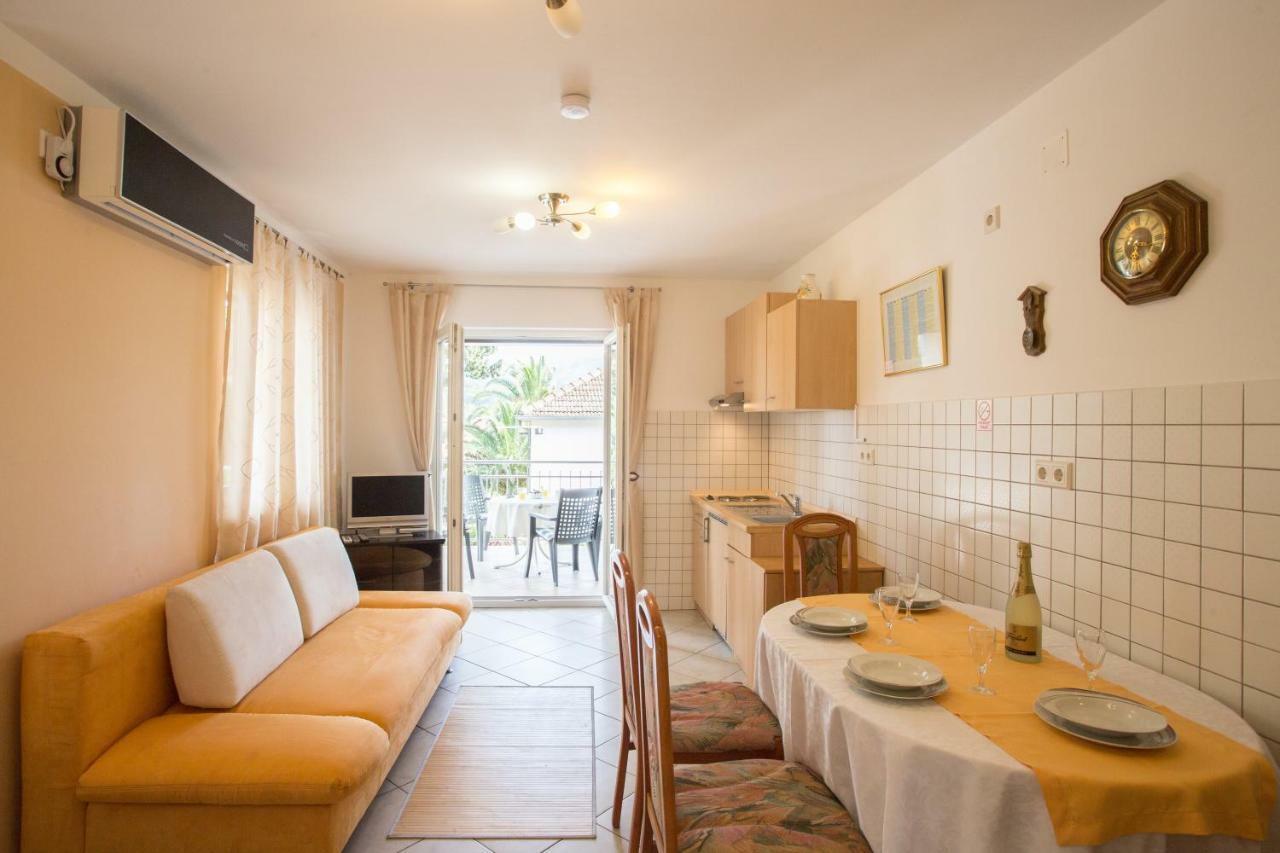 Apartment Smuljic Vrboska Luaran gambar